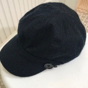 Woman’s Black Newsboy Hat